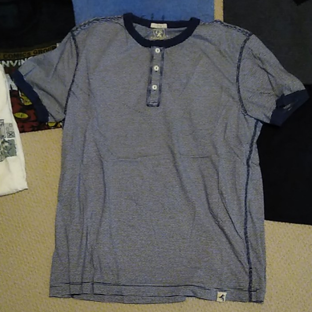 Shirts - Picture 11 of 16